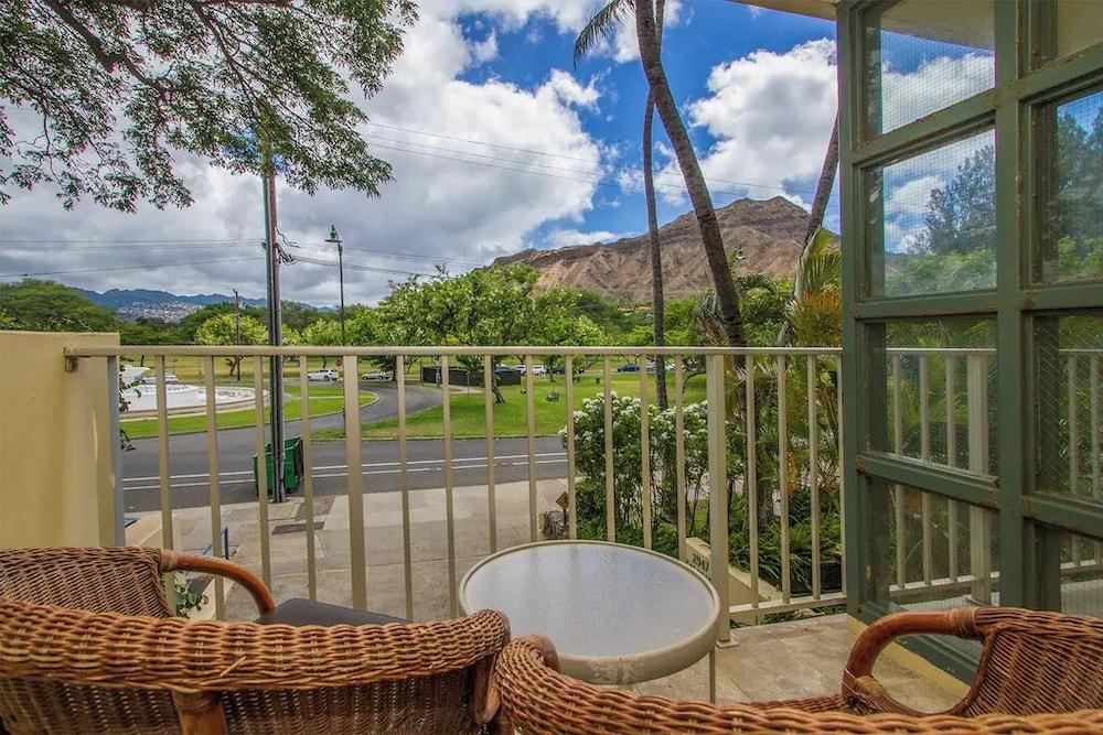 Diamond Head Beach Hotel photo 86