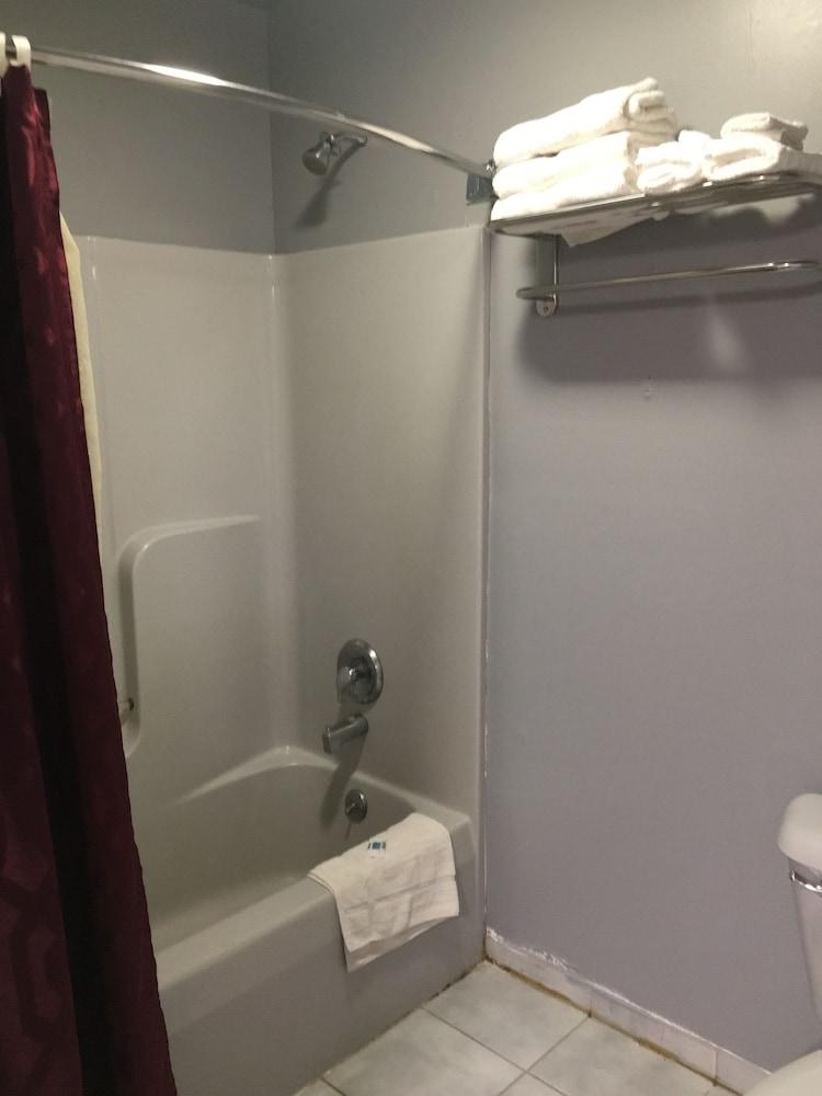 Haven Inn and Suites photo 41