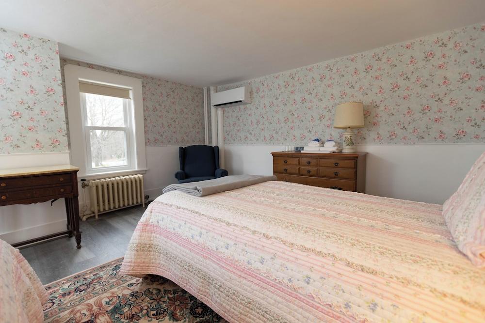 Blue Bear Inn photo 93