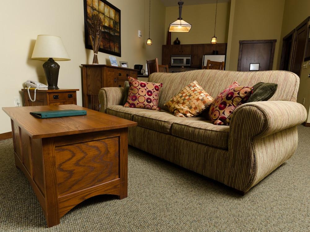 Soaring Eagle Lodge photo 15