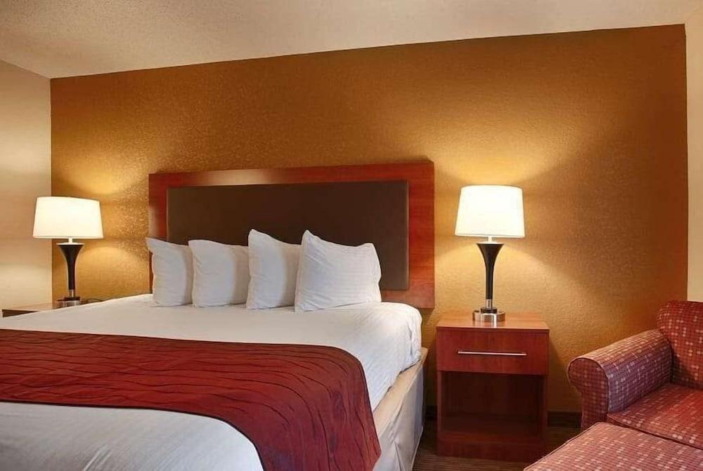Days Inn by Wyndham Indiana PA Near IUP photo 6