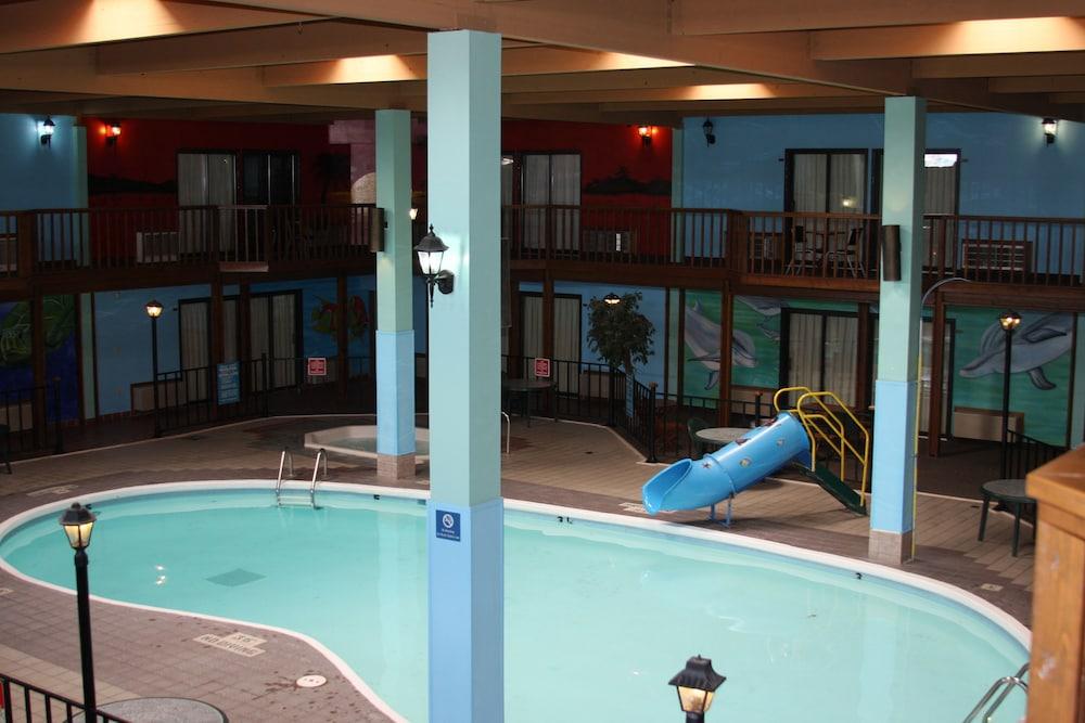 Gladstone Inn & Suites photo 13