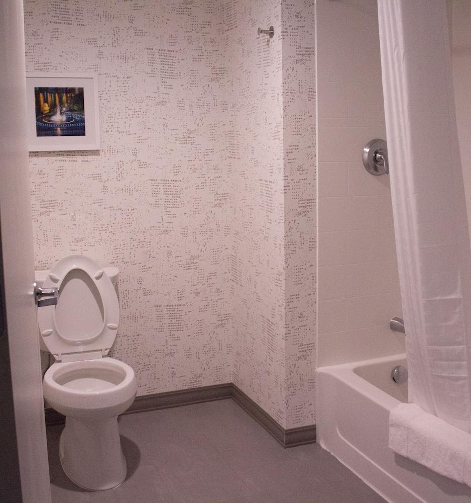 Hampton Inn & Suites Cranberry Pittsburgh photo 55