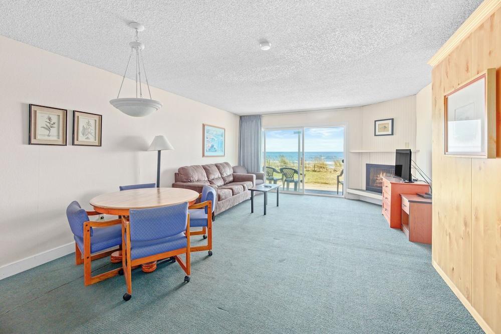 Rockaway Beach Resort photo 20