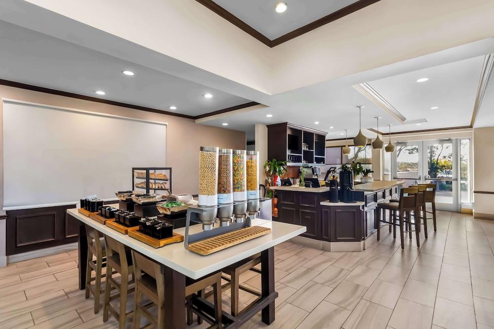 ACP Hotel Houston Westchase, MOD Collection by Sonesta photo 37