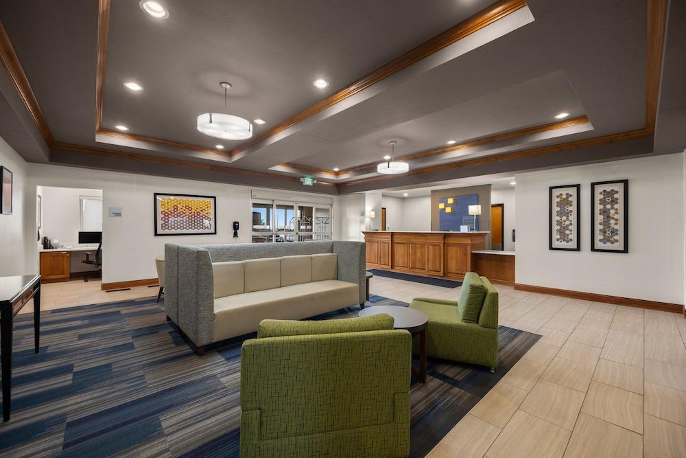 Holiday Inn Express Hotel & Suites Limon I-70 by IHG photo 41