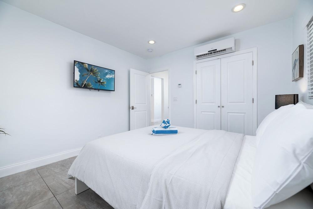 Bayshore Breeze photo 36