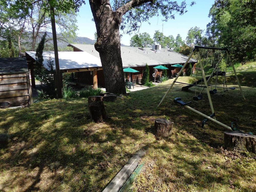 Evergreen Haus photo 69