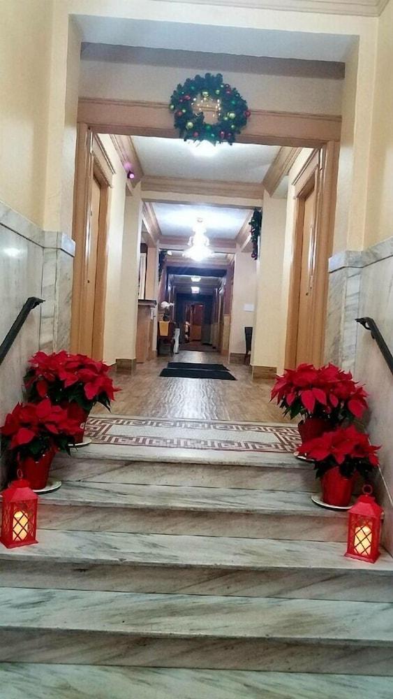 District Hotel photo 26