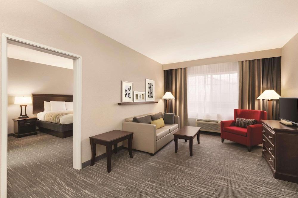 Spark by Hilton Homewood Birmingham photo 4