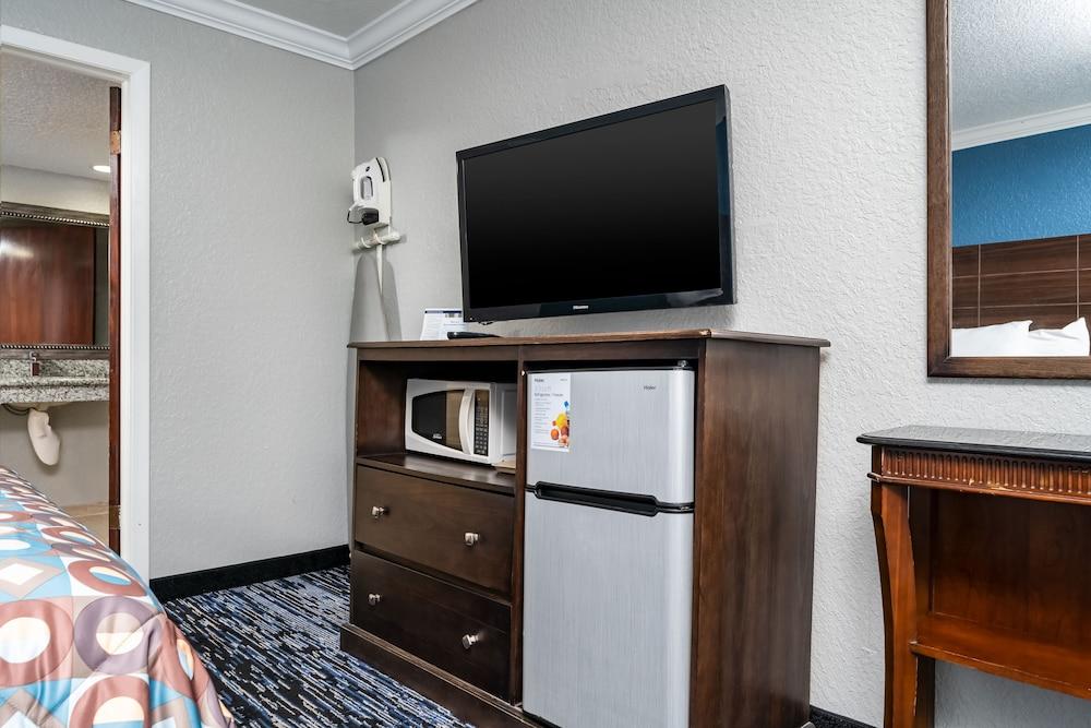Gator Town Inn photo 10