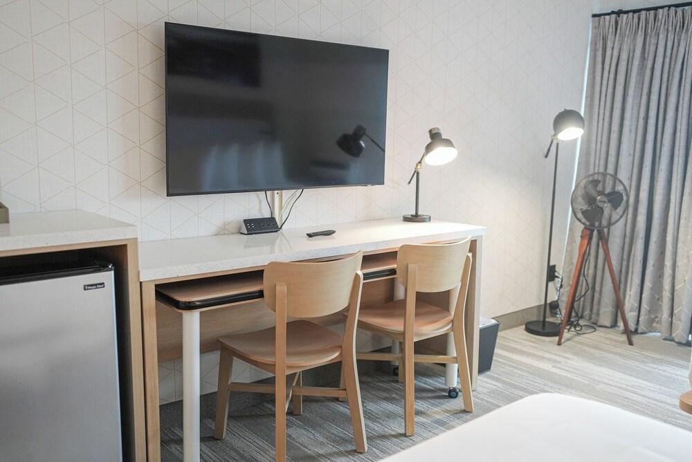 The Boulevard Hotel photo 21