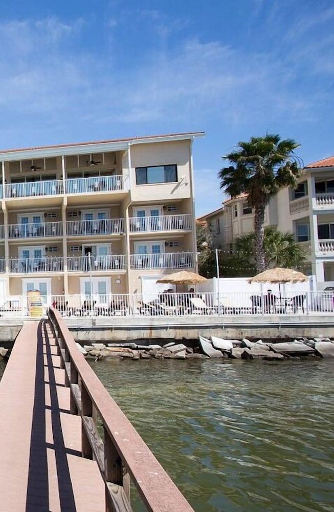 Beso Del Sol Resort photo 32