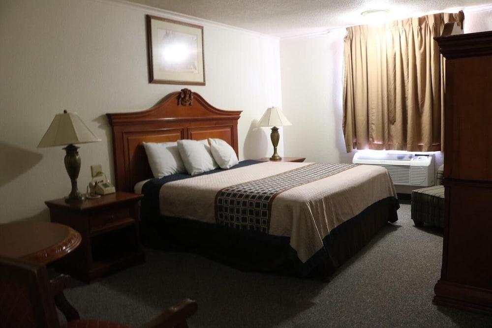 Hobbs Family Inn photo 7