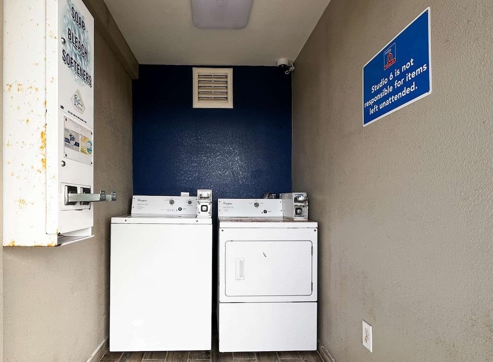 Blue Wave Inn photo 27