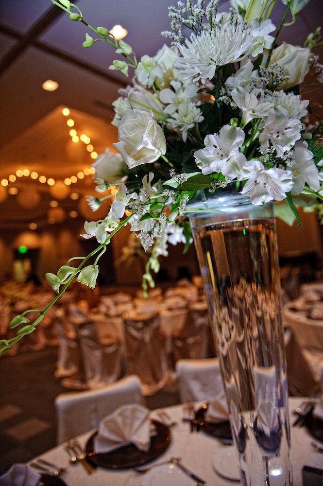 The Hotel at Kirkwood Center photo 58