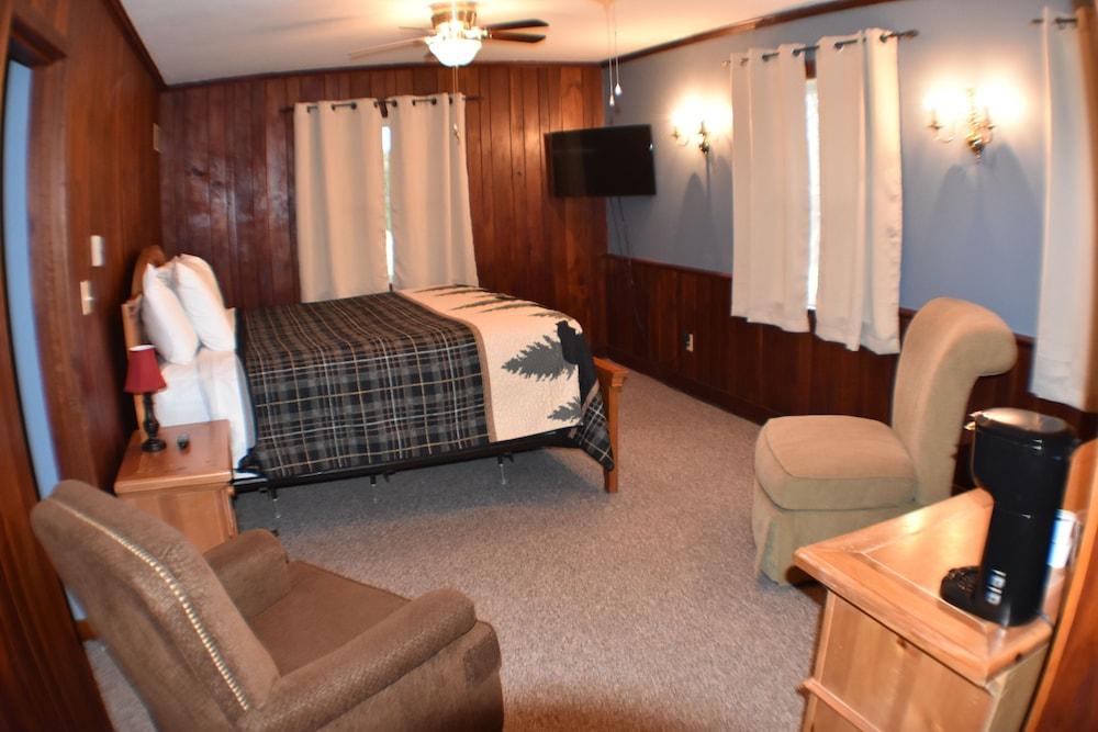 Foggy Mountain Lodge photo 47