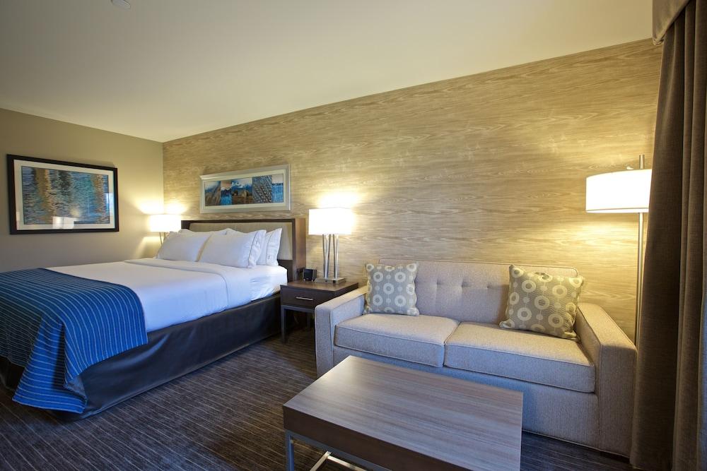 Holiday Inn Express Fargo SW - I-94 Medical Center by IHG photo 47