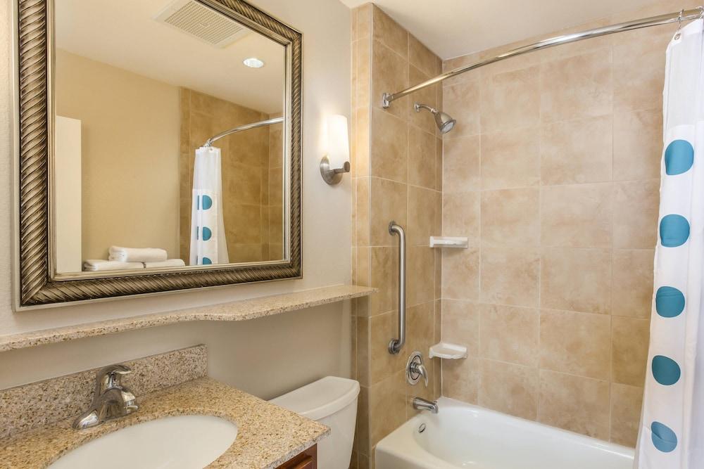 TownePlace Suites by Marriott Tucson Airport photo 10
