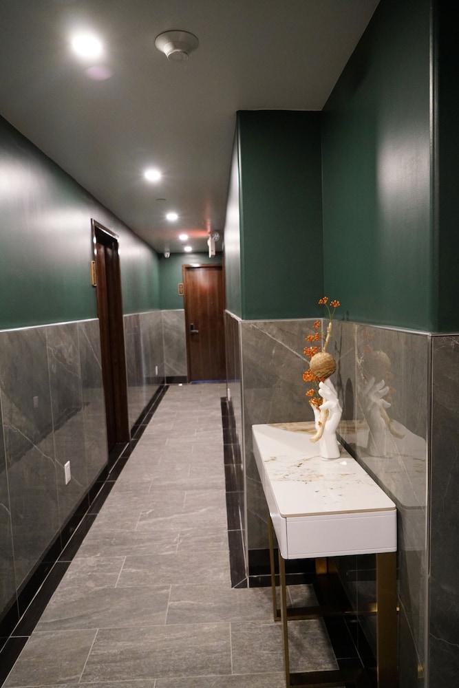Starlight Hotel photo 22