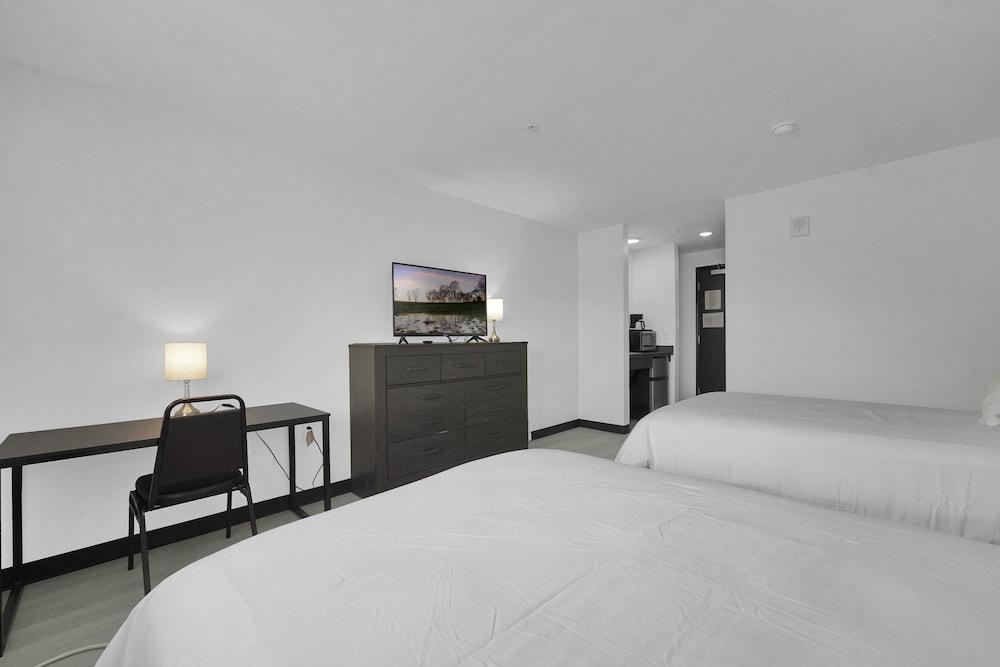 Holmes Suites Inn Columbus Pataskala - I-70 East photo 3