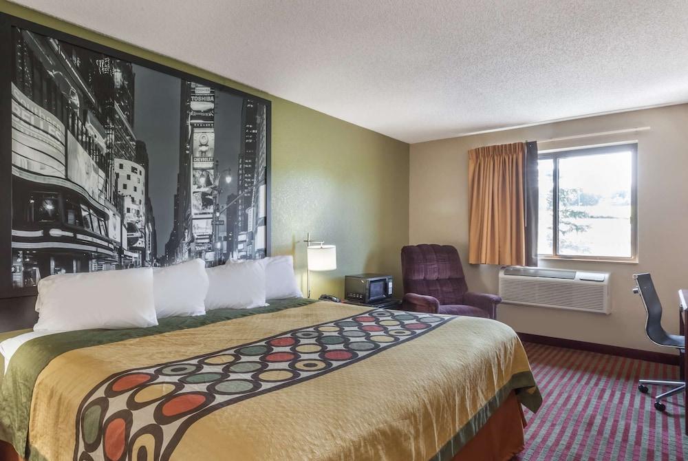 Super 8 by Wyndham Amsterdam photo 28