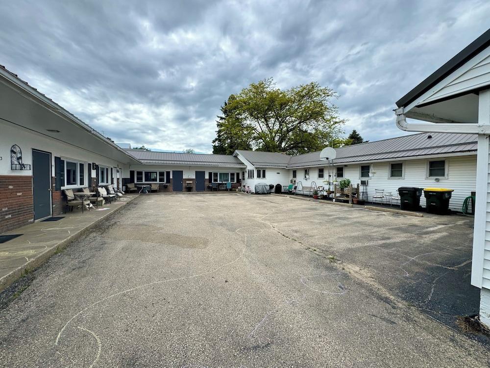 Napps Motel photo 1