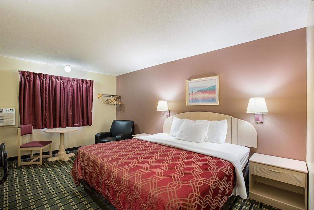 Americas Best Value Inn Beatrice photo 2