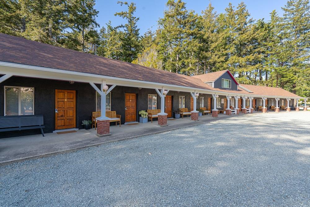 b.side motel + rv — hotel in Bandon