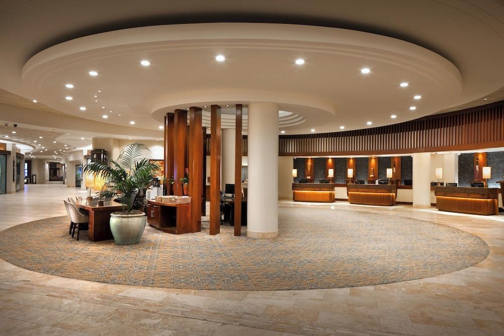 Sheraton Waikiki Beach Resort photo 5