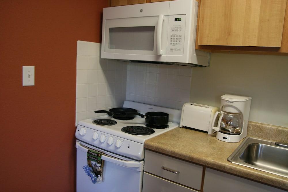 Affordable Suites Fredericksburg photo 26