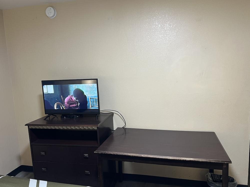 Country Inn-Giddings photo 10
