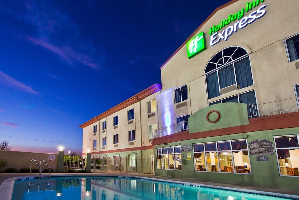 Holiday Inn Express & Suites Live Oak by IHG photo 33
