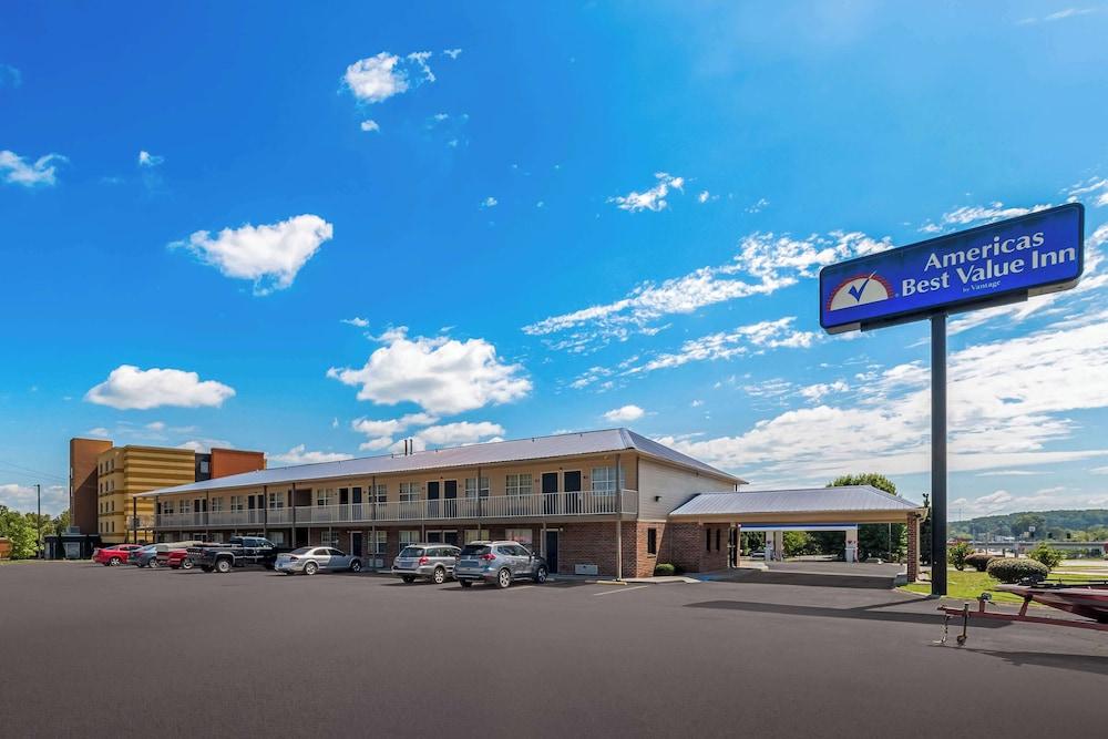 Americas Best Value Inn Athens, TN photo 28