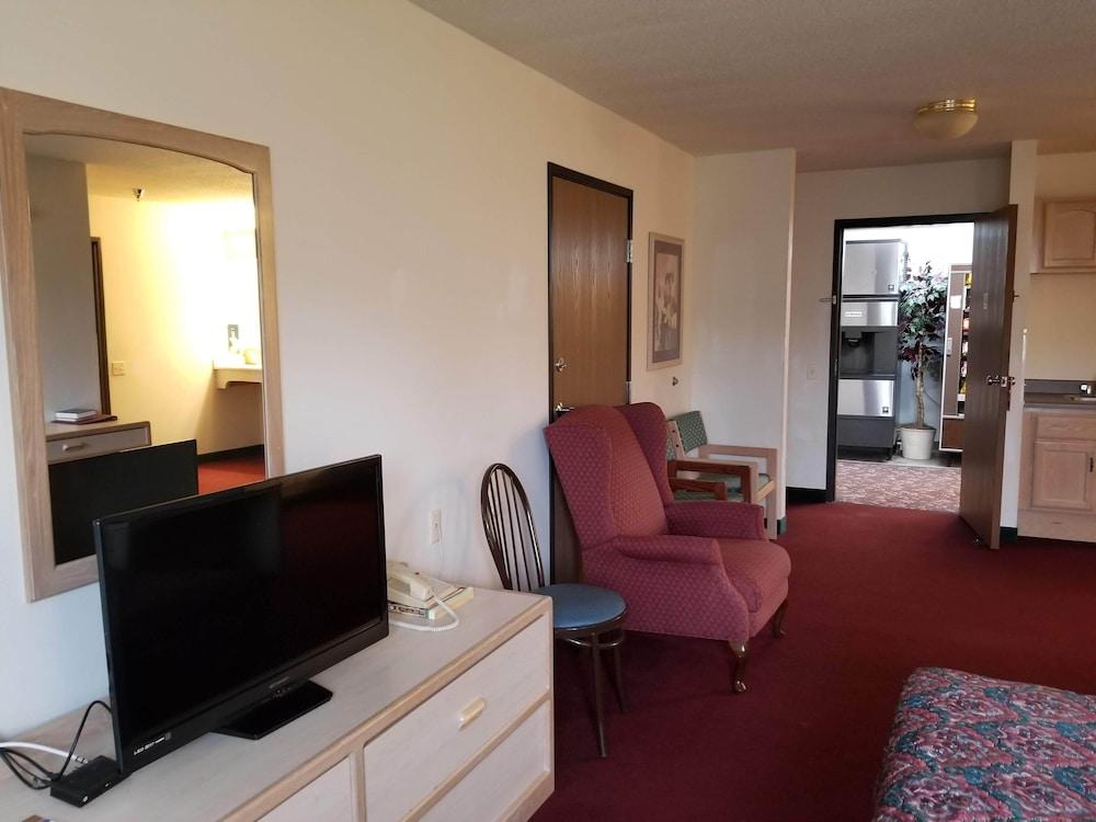 Bilmar Inn & Suites by Hotel O Hwy 77 photo 68