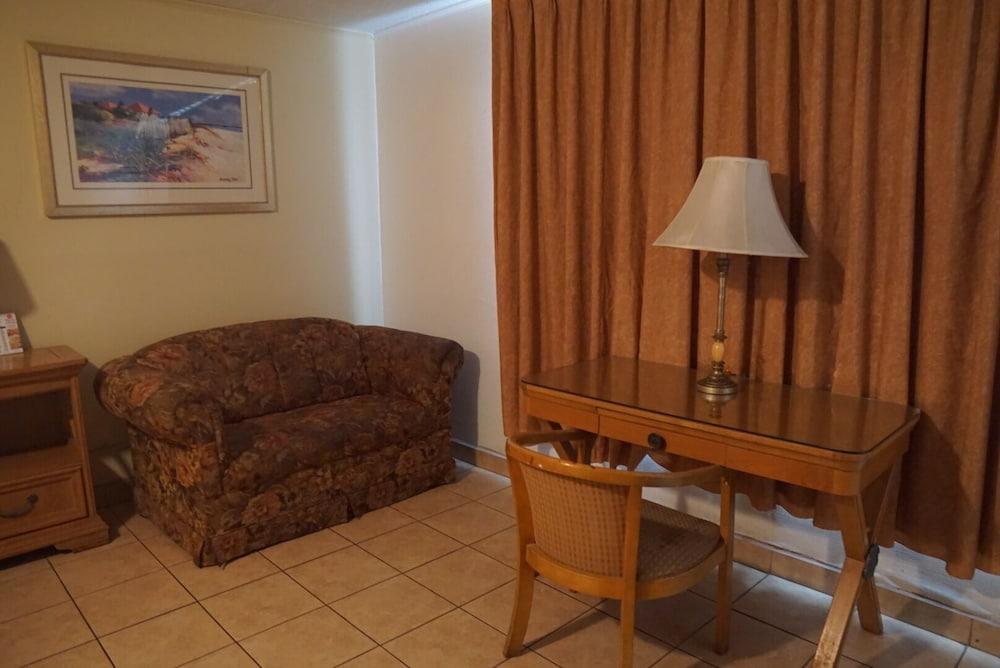 La Hacienda Hotel photo 10