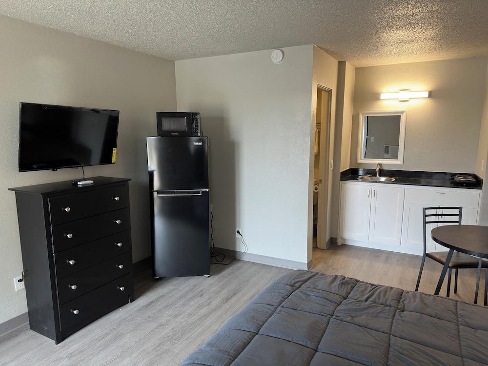 LTA Suites Brookside photo 14
