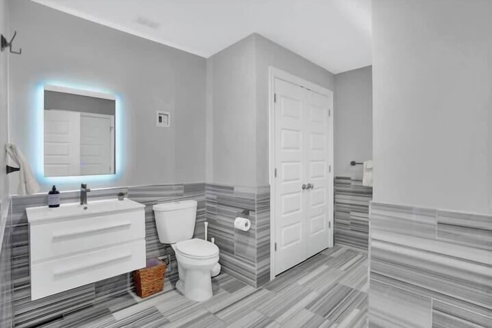 CozySuites Downtown Pittsburgh photo 30