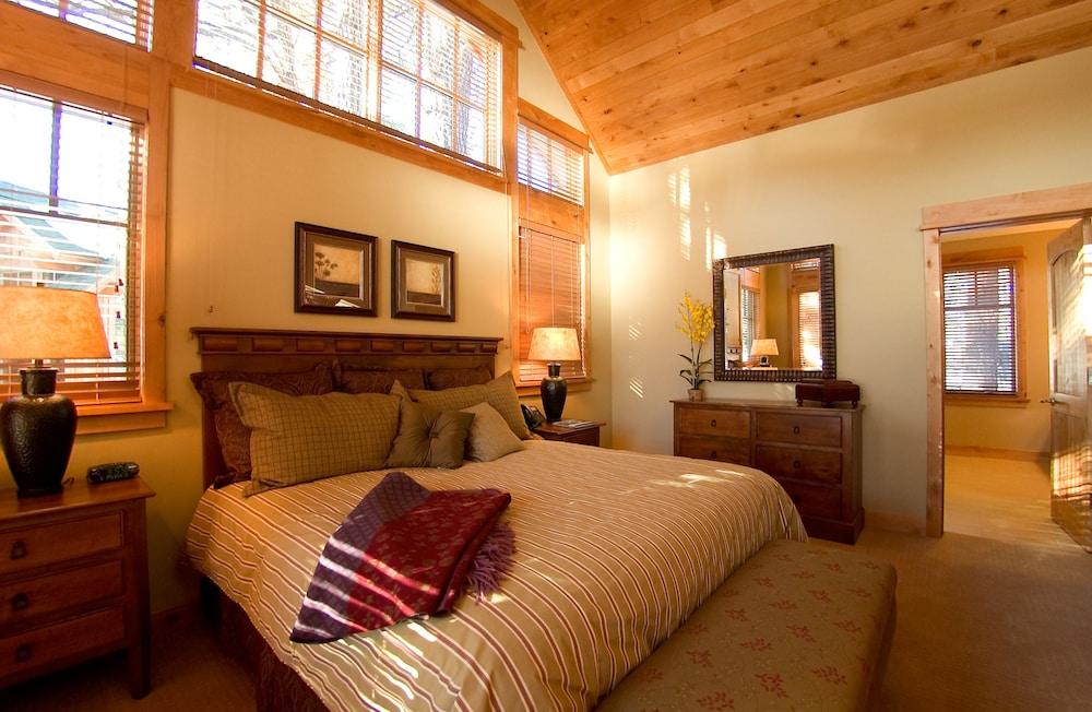 Tahoe Mountain Resorts Lodging Old Greenwood photo 7