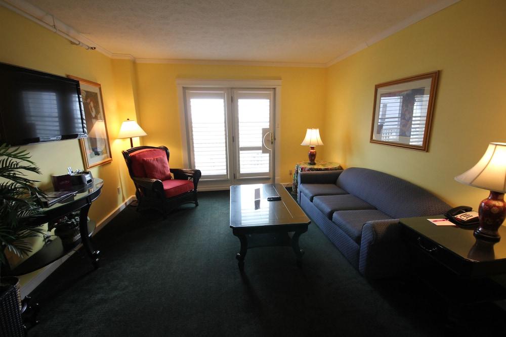 Lilac Tree Suites photo 10