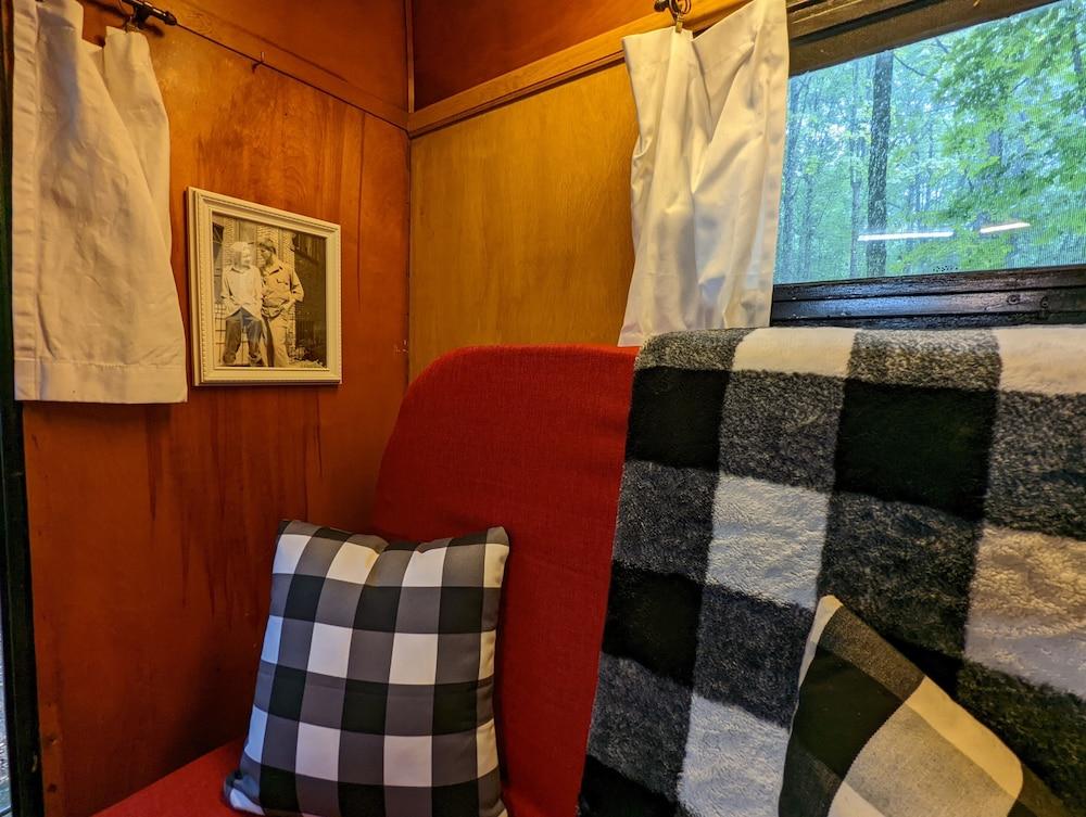 POV Lake Resort & Glamping Campground photo 71