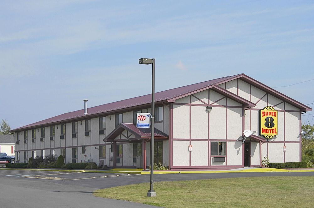 Super 8 by Wyndham Pulaski photo 13