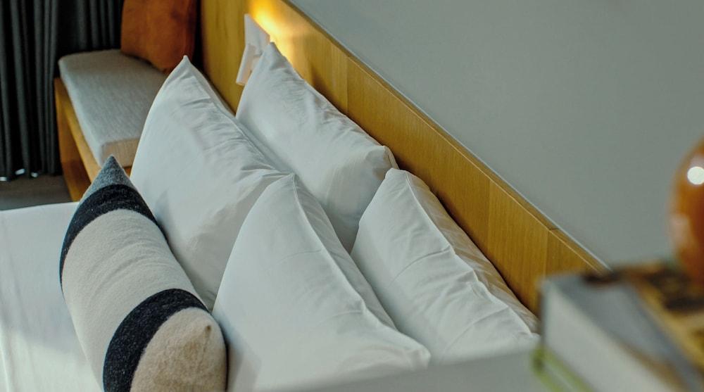 Frame Hotel - SoCo photo 33