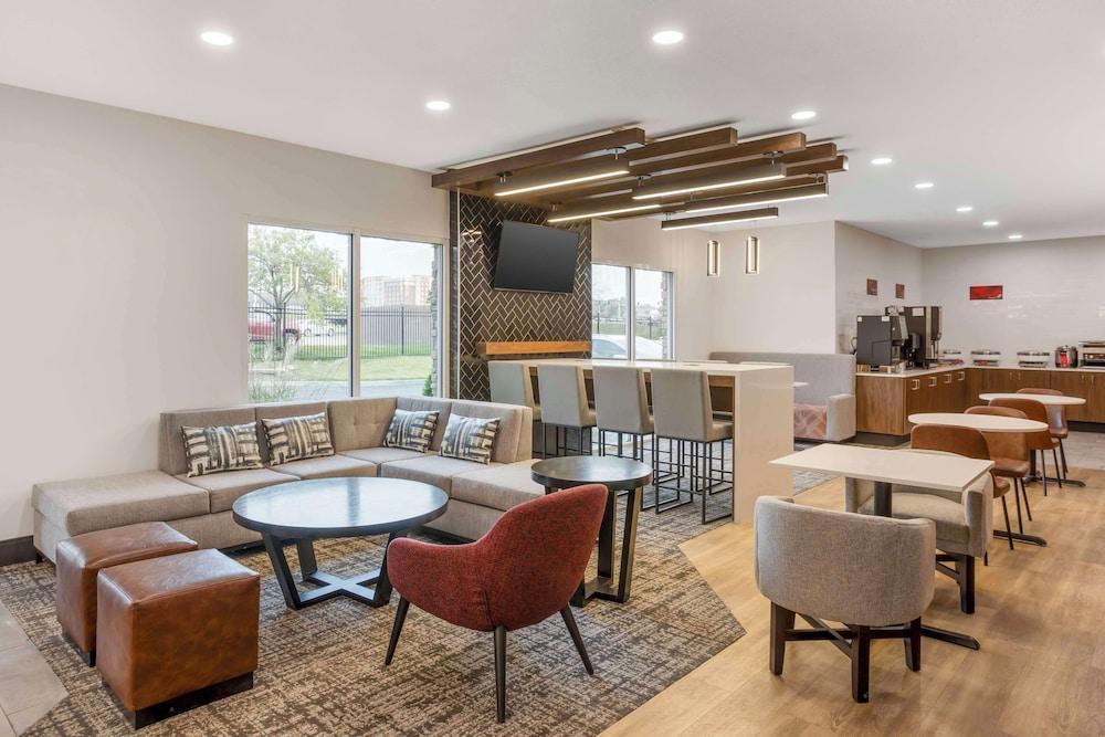 Best Western Plus Columbia Inn photo 14
