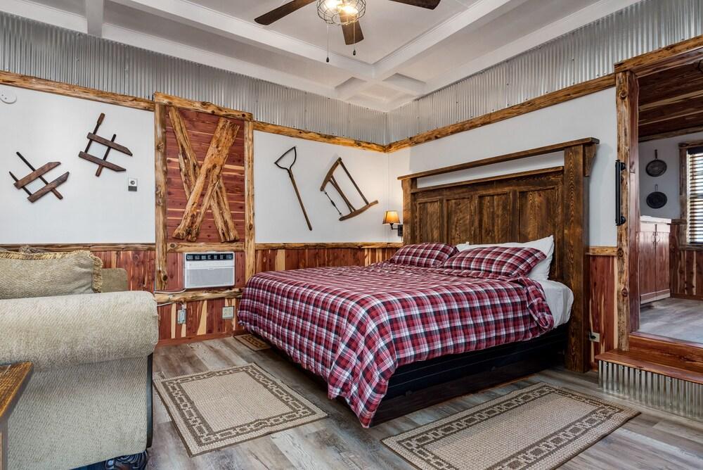 Log Cabin Inn photo 65
