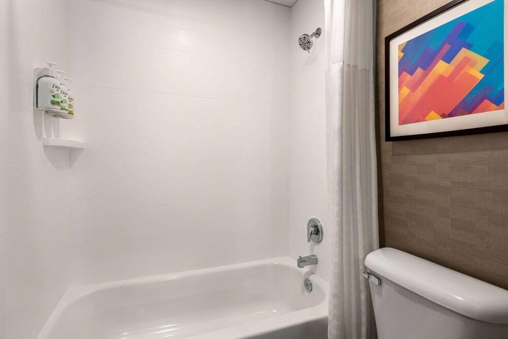 La Quinta Inn by Wyndham Columbia NE/Fort Jackson photo 54