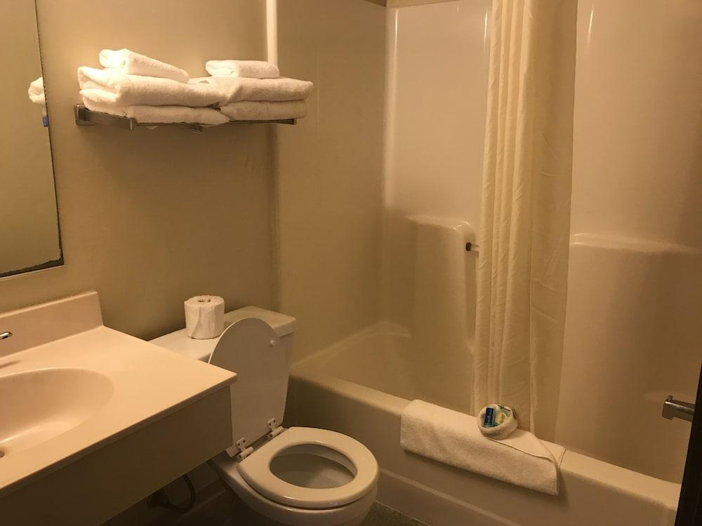 Smart Choice Inn photo 3