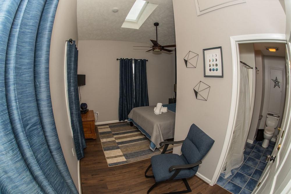 Creekside Inn photo 38