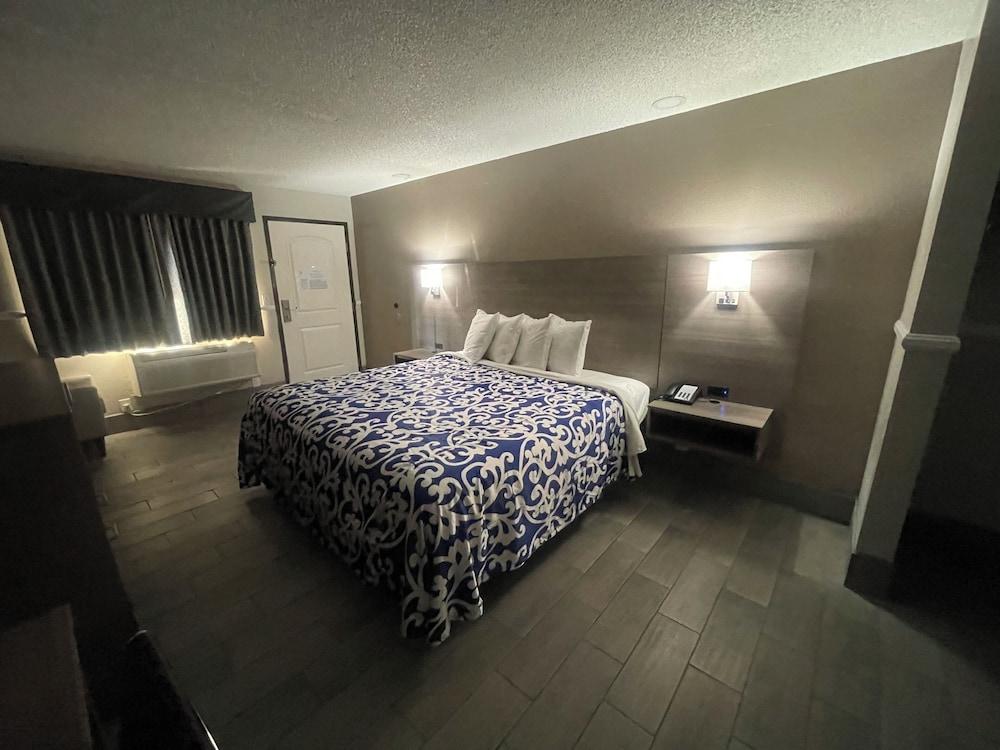 SimpleStay Suites - San Bernardino photo 11