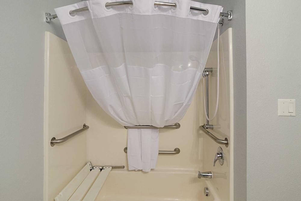 Quality Inn Seaside Oregon Coast photo 28